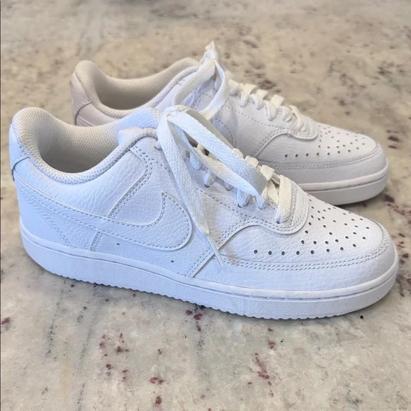 Nike All-White Leather Sneakers Sz 6 - Picture 1 of 8